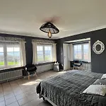 Oneux Village Nyaraló Theux
