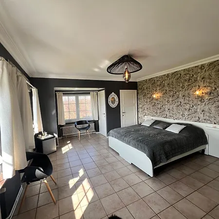 Oneux Village Holiday home